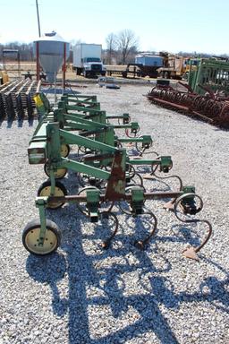 JD Row Cultivator