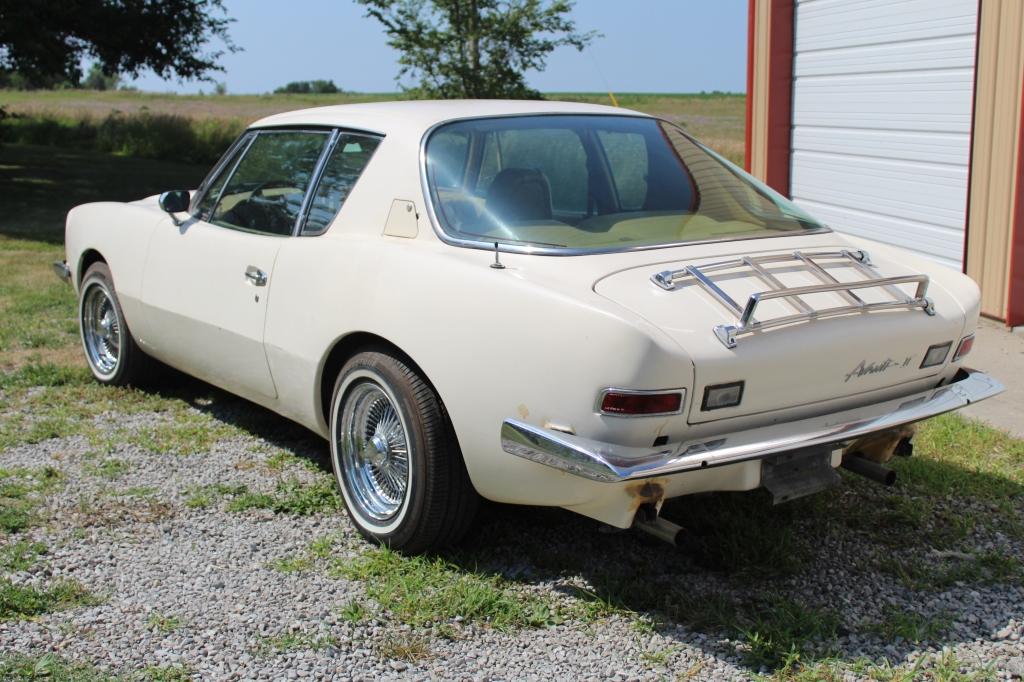 '81 Avanti II