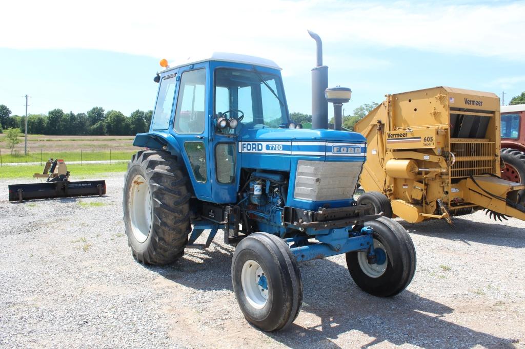 '78 Ford 7700 tractor