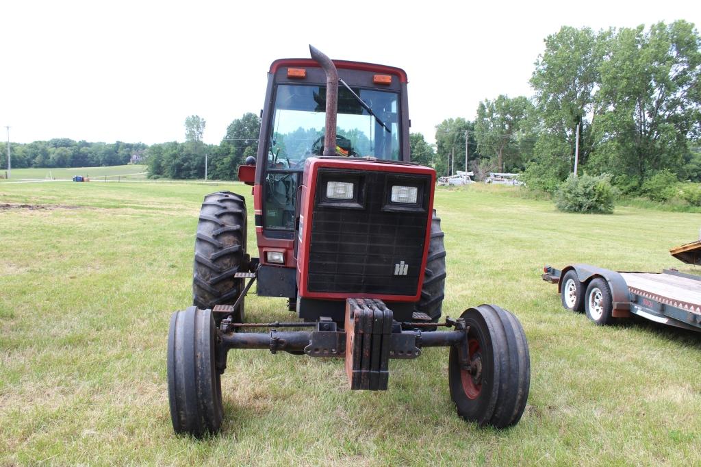 '82 International 5088 tractor