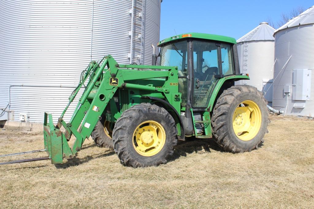 1999 John Deere 6410 MFWD tractor