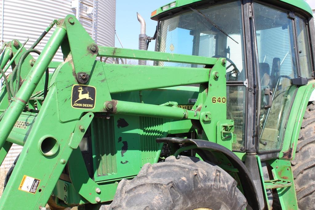 1999 John Deere 6410 MFWD tractor