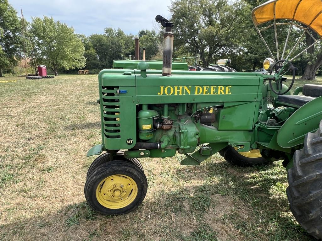 1950 John Deere MT 2wd tractor