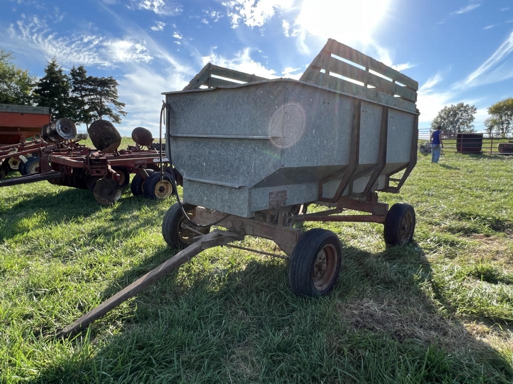 Flare box wagon w/ hyd. hoist