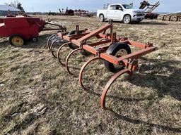 Krause 298 10’ chisel plow