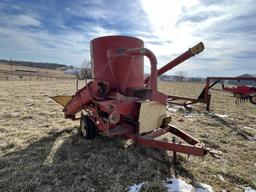 Farmhand feedmaster 815 grinder mixer