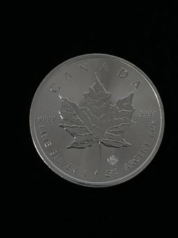 2017 Canada Maple Leaf 1 Ounce .9999 Extra Fine Silver $5 Dollar Bullion Coin