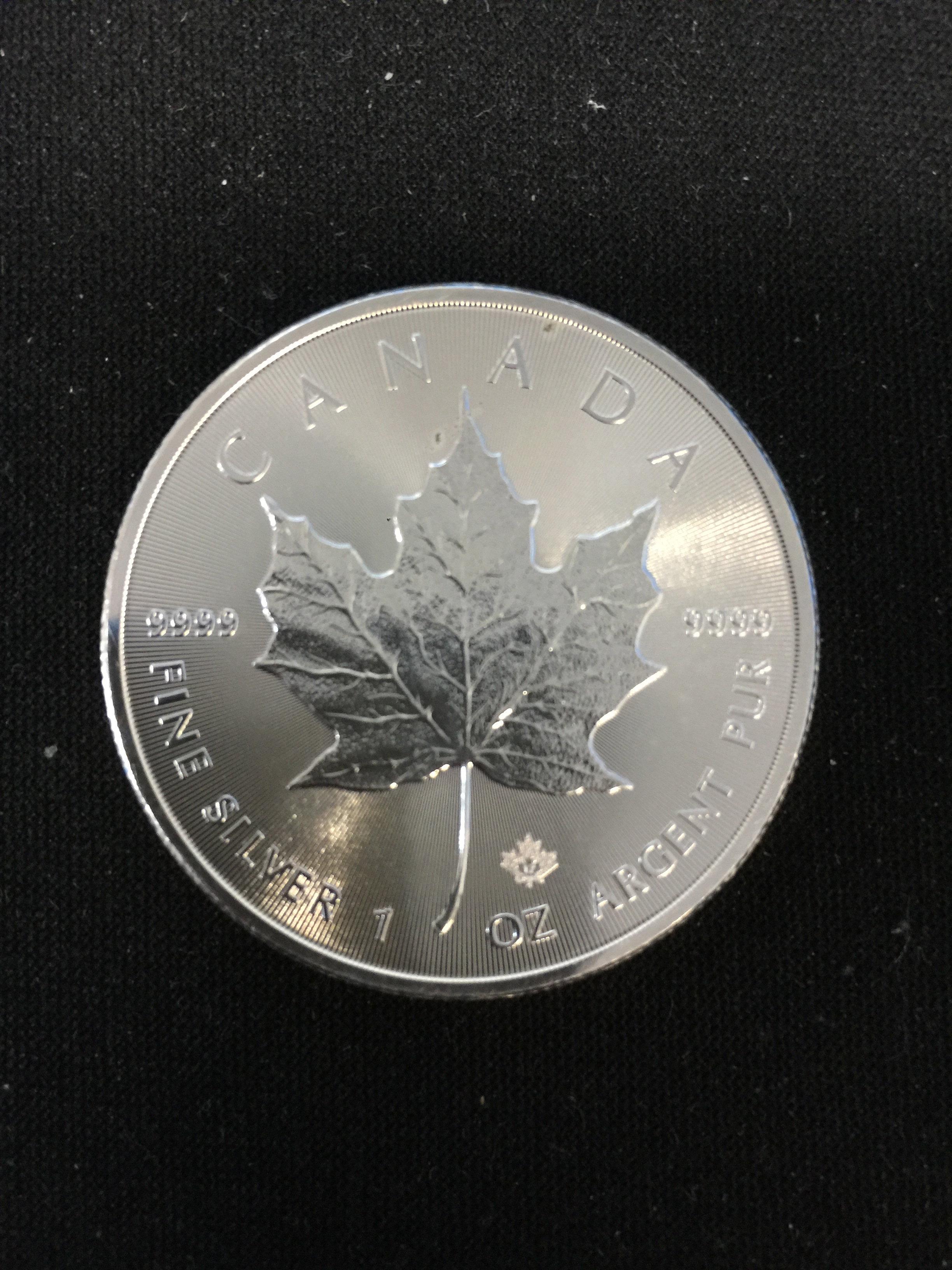 1 Ounce .9999 Extra Fine Silver 2017 Canadian Maple Leaf Bullion Round