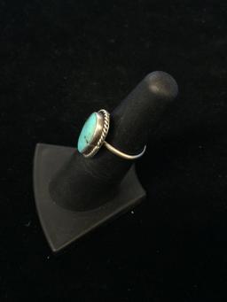 Old Pawn Sterling Silver & Turquoise Ring - Size 5.5