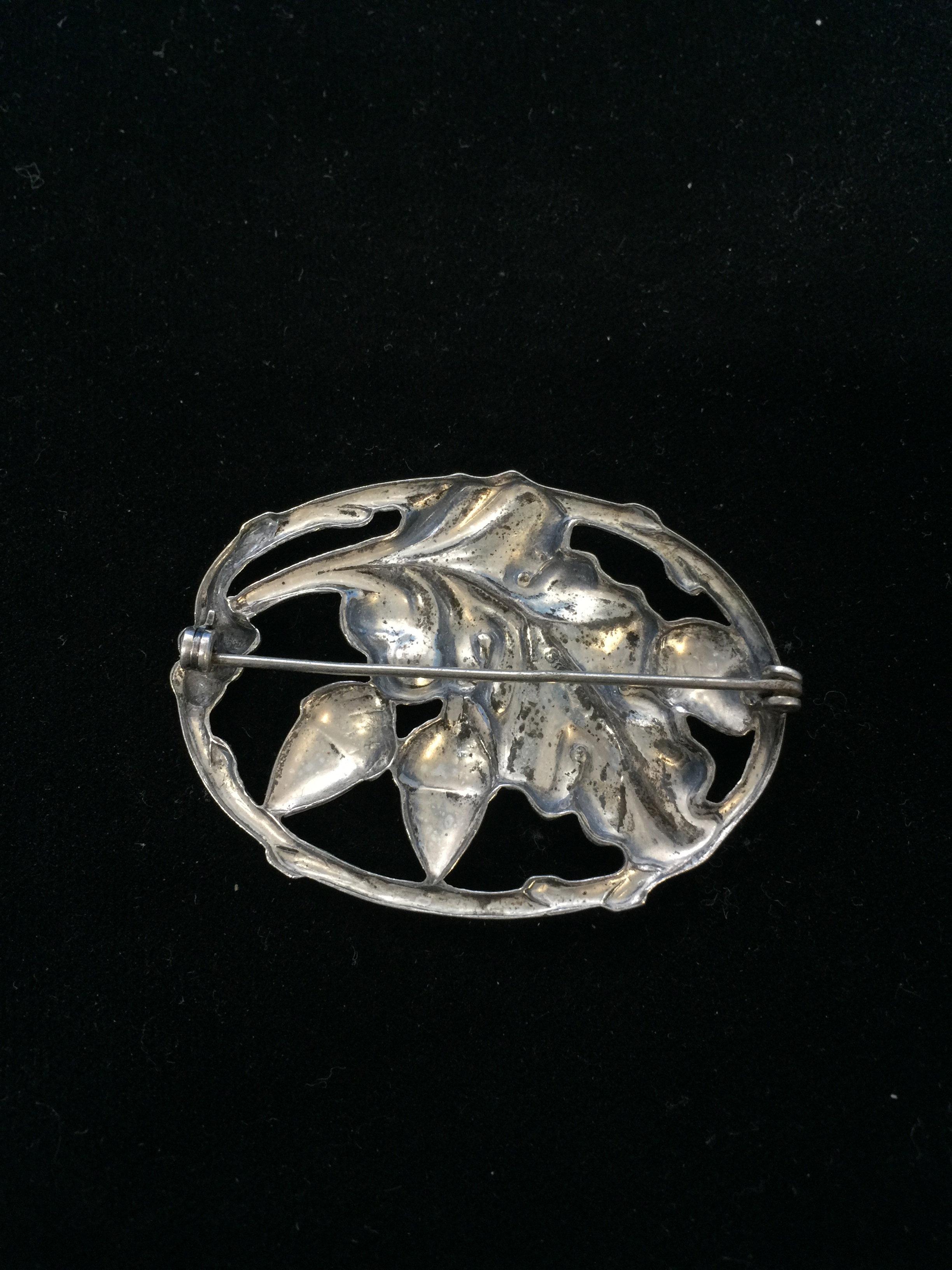 Vintage Sterling Silver Acorn Leaf Brooch Pin