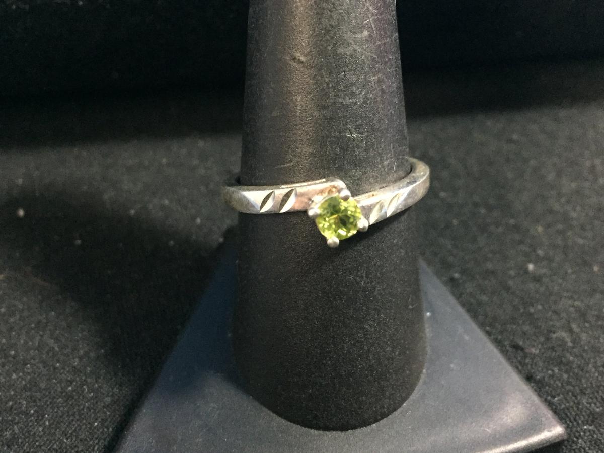 Etched Sterling Silver & Green Peridot Ring - Size 8.75