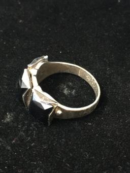 Hallmarked Sterling Silver & Hematite Ring - Size 6.5