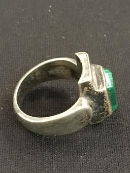 Old Pawn Native American Retangular Malachite Sterling Silver Ring - Size 7