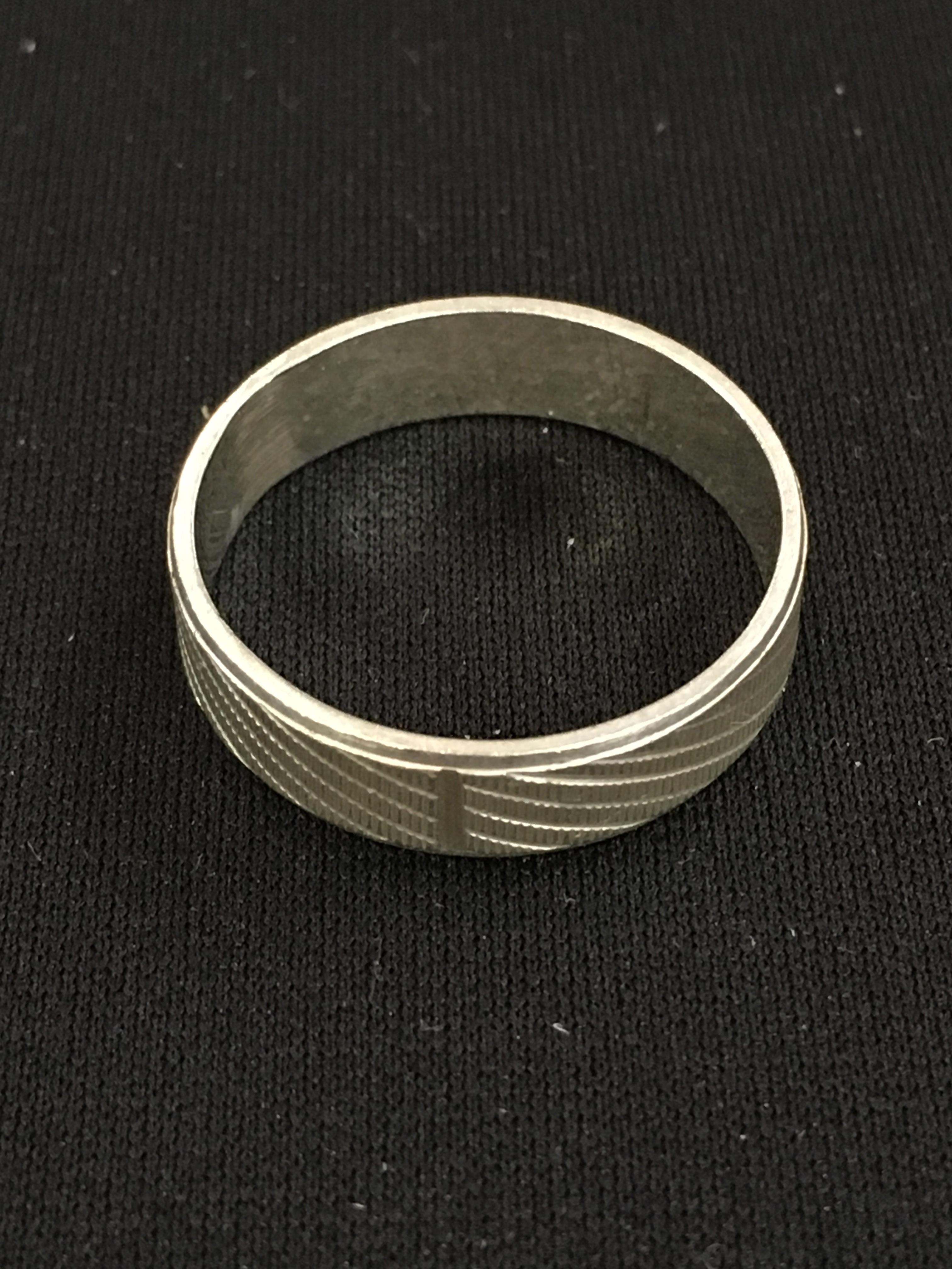 Hallmarked Textured Sterling Silver Ring Band - Size 11.5