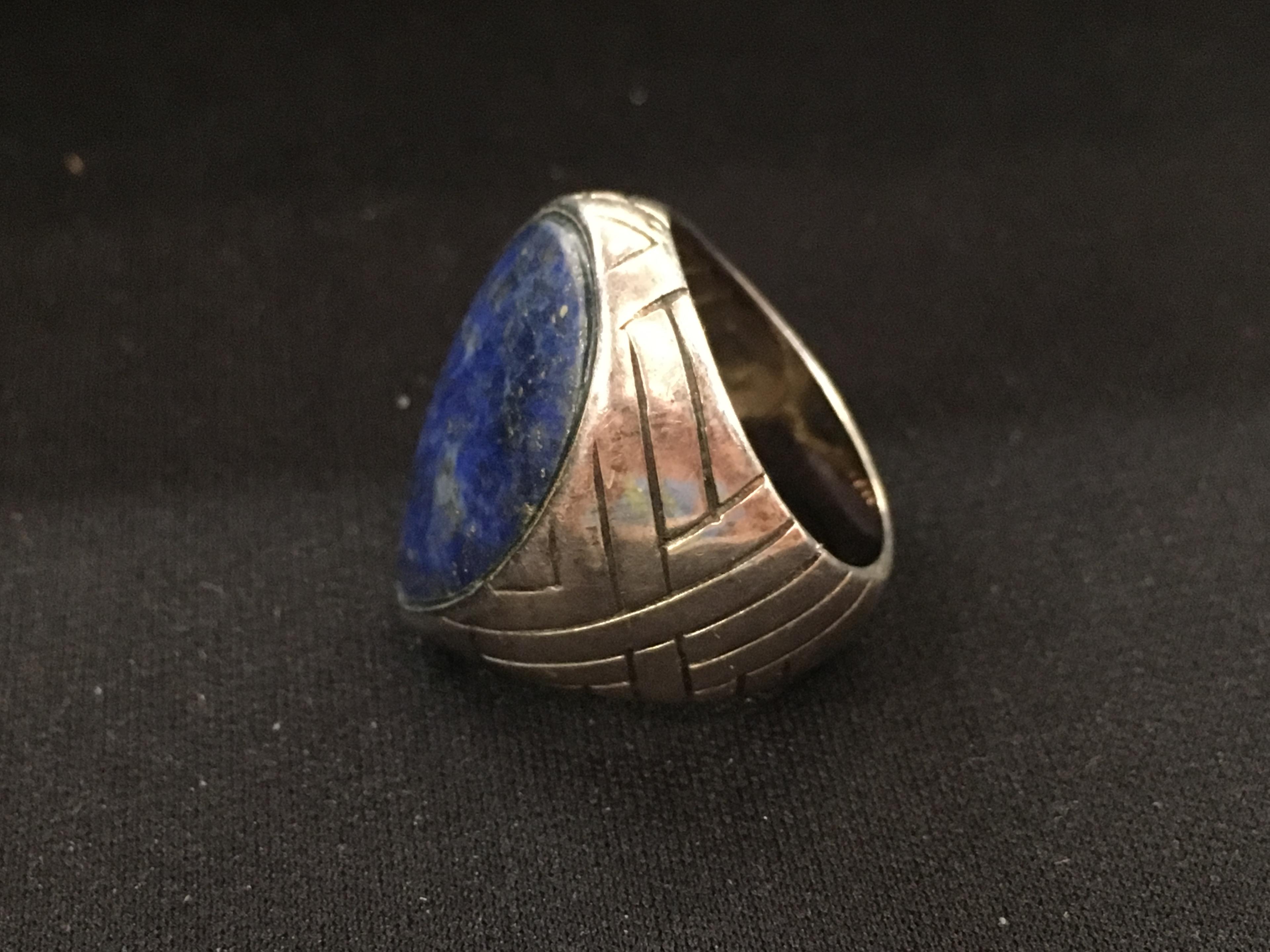 Large Hand Carved Native American Sterling Silver Ring w/ Pear Lapiz - Size 6