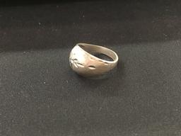 Brilliant Etched Carved Detail Sterling Silver Dome Ring Band - Size 7.75