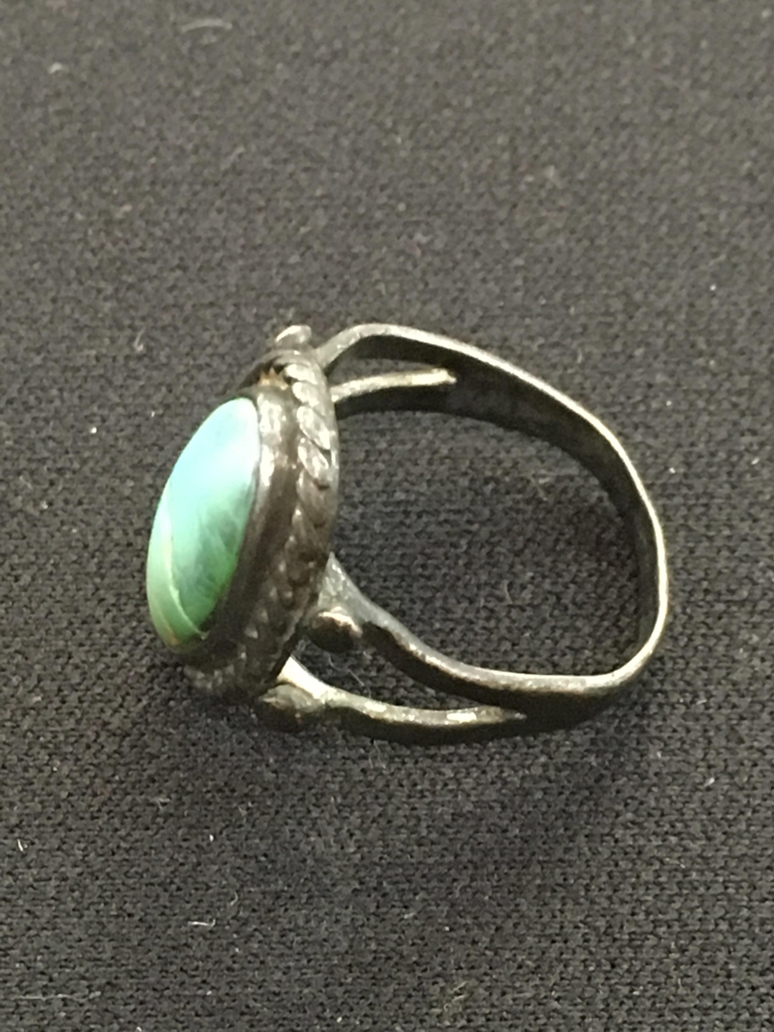 Antique Old Pawn Native American Oval Turquoise Sterling Silver Ring - Size 3