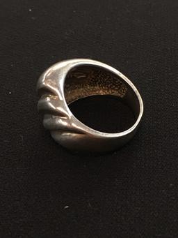 Modern Carved Wave Large Dome Sterling Silver Ring Band - Size 5.5