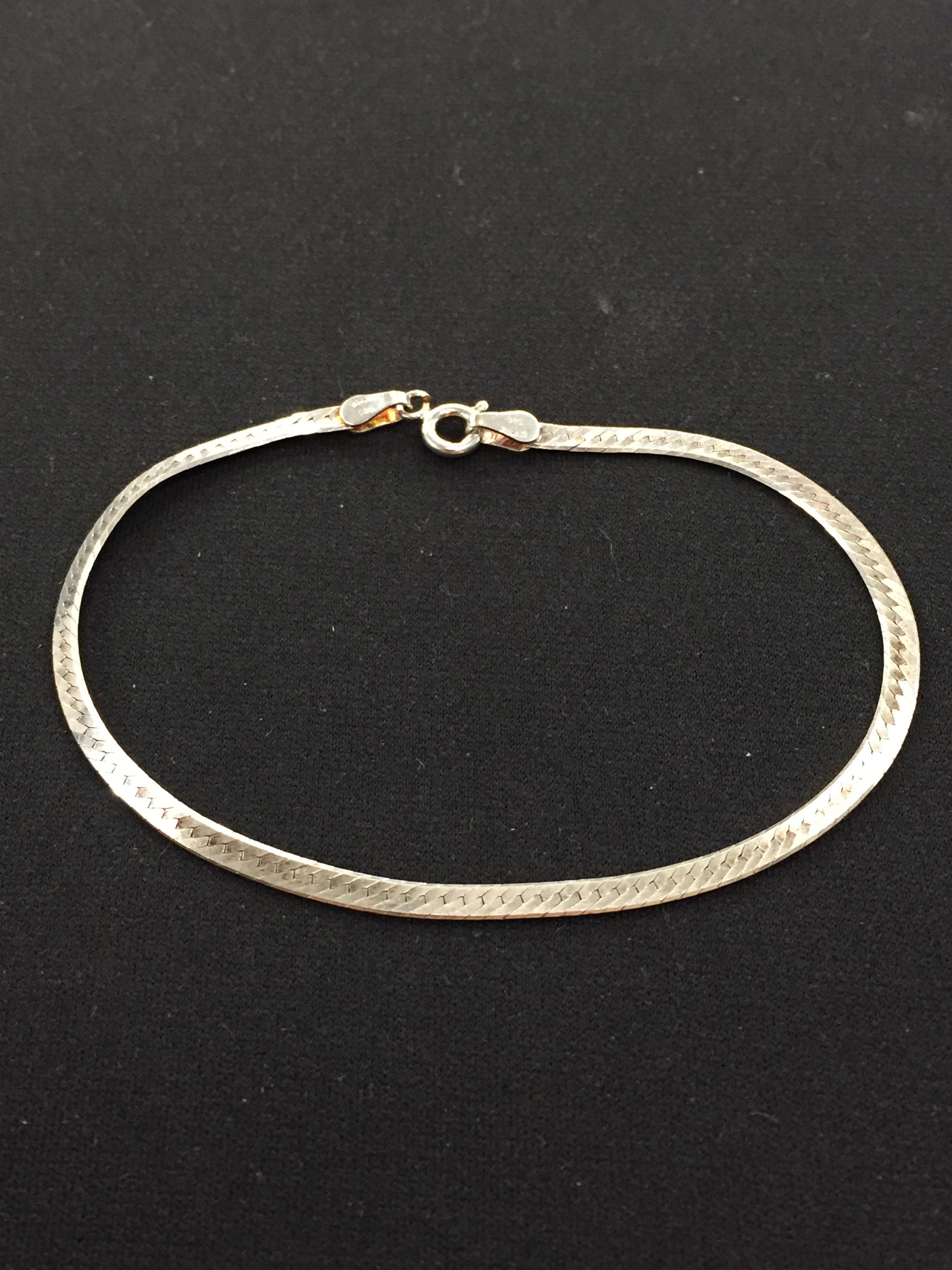 Petite Italian Made 9" Sterling Silver Omega Bracelet