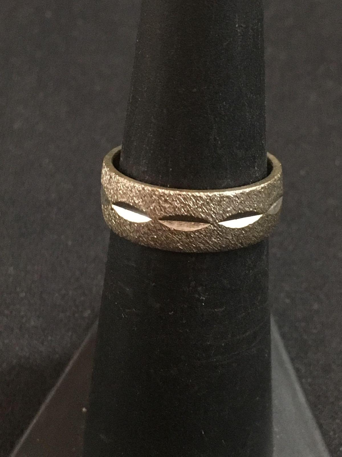 Hand-Etched 18KT Gold Filled 6.0 mm Band - Size 5.5