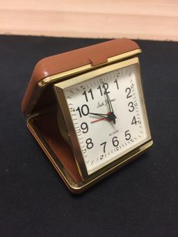 Vintage Seth Thomas Travel Alarm Clock