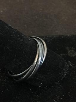 Five Interlocking 2mm Wide Sterling Silver Bands Size 11