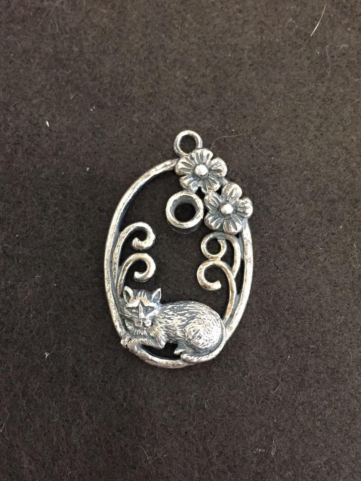 Flower Blossom & Cuddled Feline Themed 1.25" Long Oval Sterling Silver Pendant