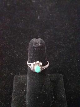 Old Pawn Native American Style Oval Turquoise Accented Sterling Silver Ring Band-Size 4.5