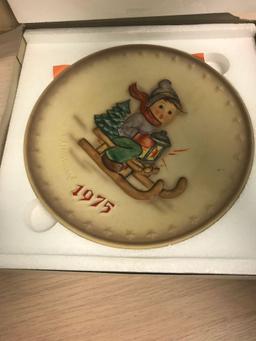 1975 MJ Hummel Goebel Annual Plate in Original Box