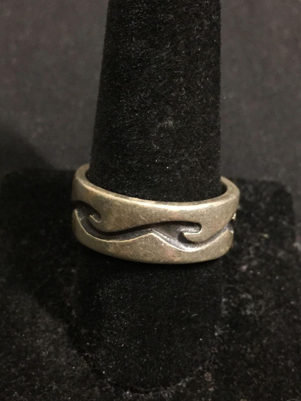 Old Pawn Mexico 8mm Wide Tribal Design Decorated Signed Designer Sterling Silver Band
