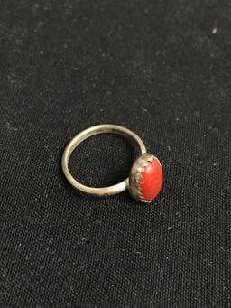 Oval 8x5mm Coral Cabochon Center Old Pawn Native American Sterling Silver Ring Band