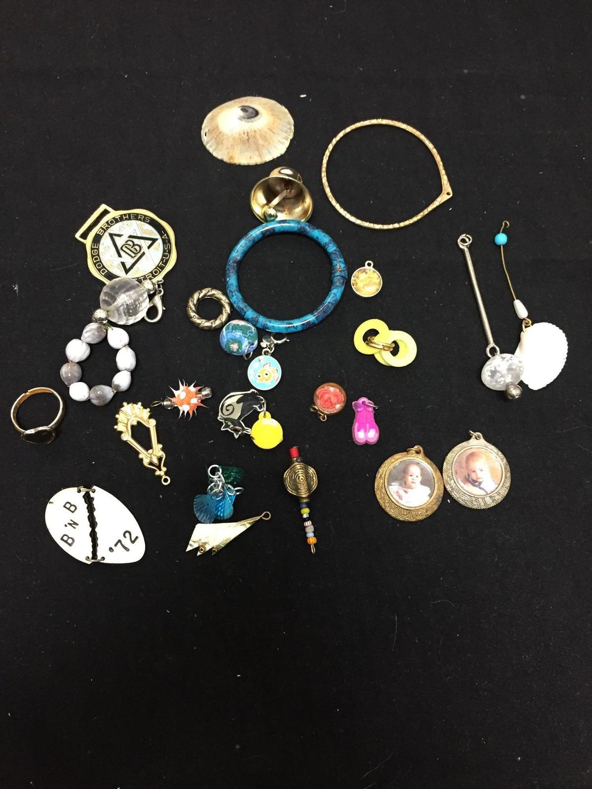 Lot of Various Size & Style Fashion Alloy Pendants