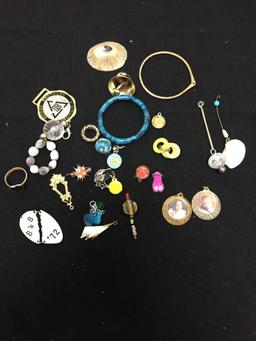 Lot of Various Size & Style Fashion Alloy Pendants