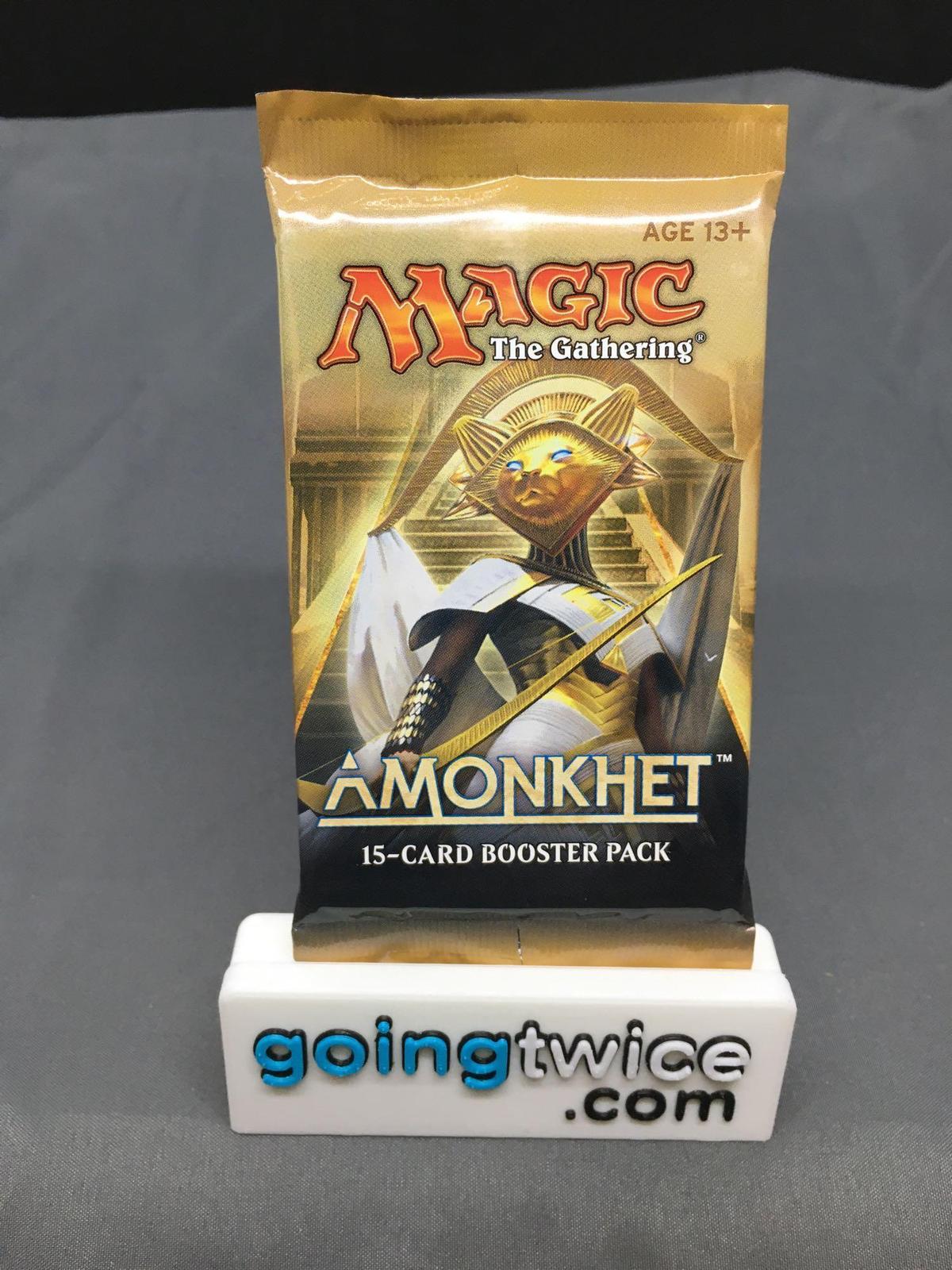 Factory Sealed Magic the Gathering AMONKHET 15 Card Booster Pack