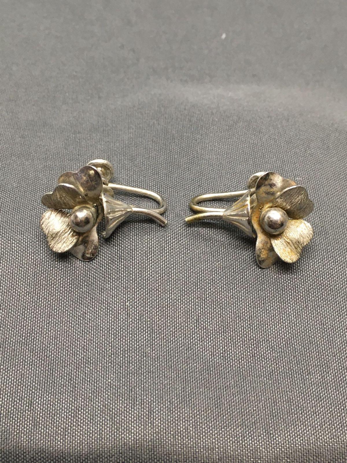 Signed Designer Floral Themed 20mm Tall 15mm Wide Pair of Sterling Silver Earrings