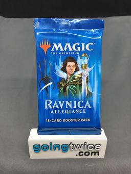 Factory Sealed Magic the Gathering RAVNICA ALLEGIANCE 15 Card Booster Pack