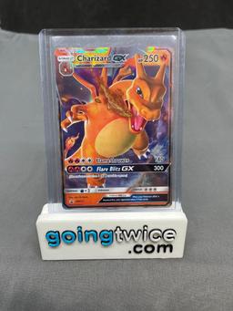 2019 Pokemon Black Star Promo #SM211 CHARIZARD GX Full Art Holofoil Trading Card from Nice