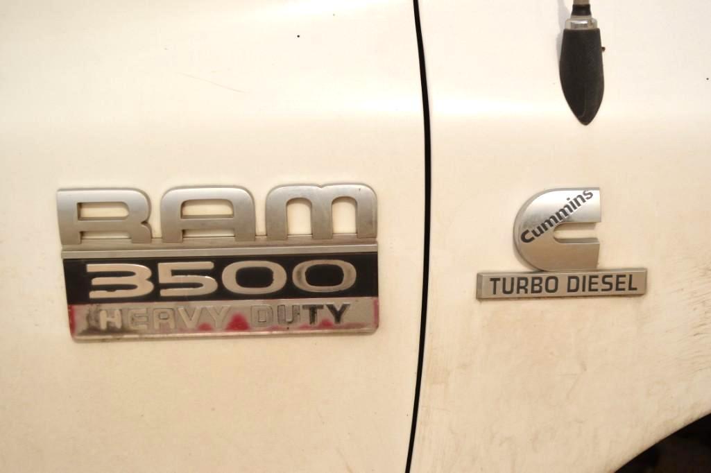 2007 Dodge 3500 Heavy Duty Cummins Diesel *Title (unit 5182)