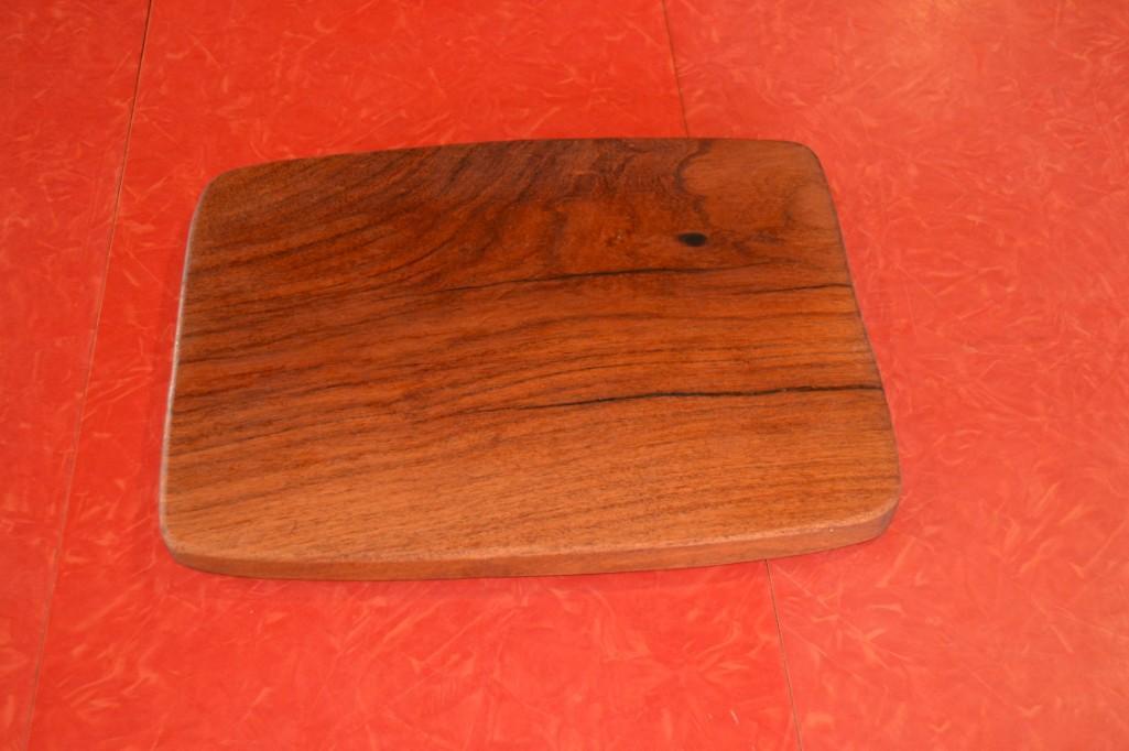 Mesquite Cutting Board 9" x 12"