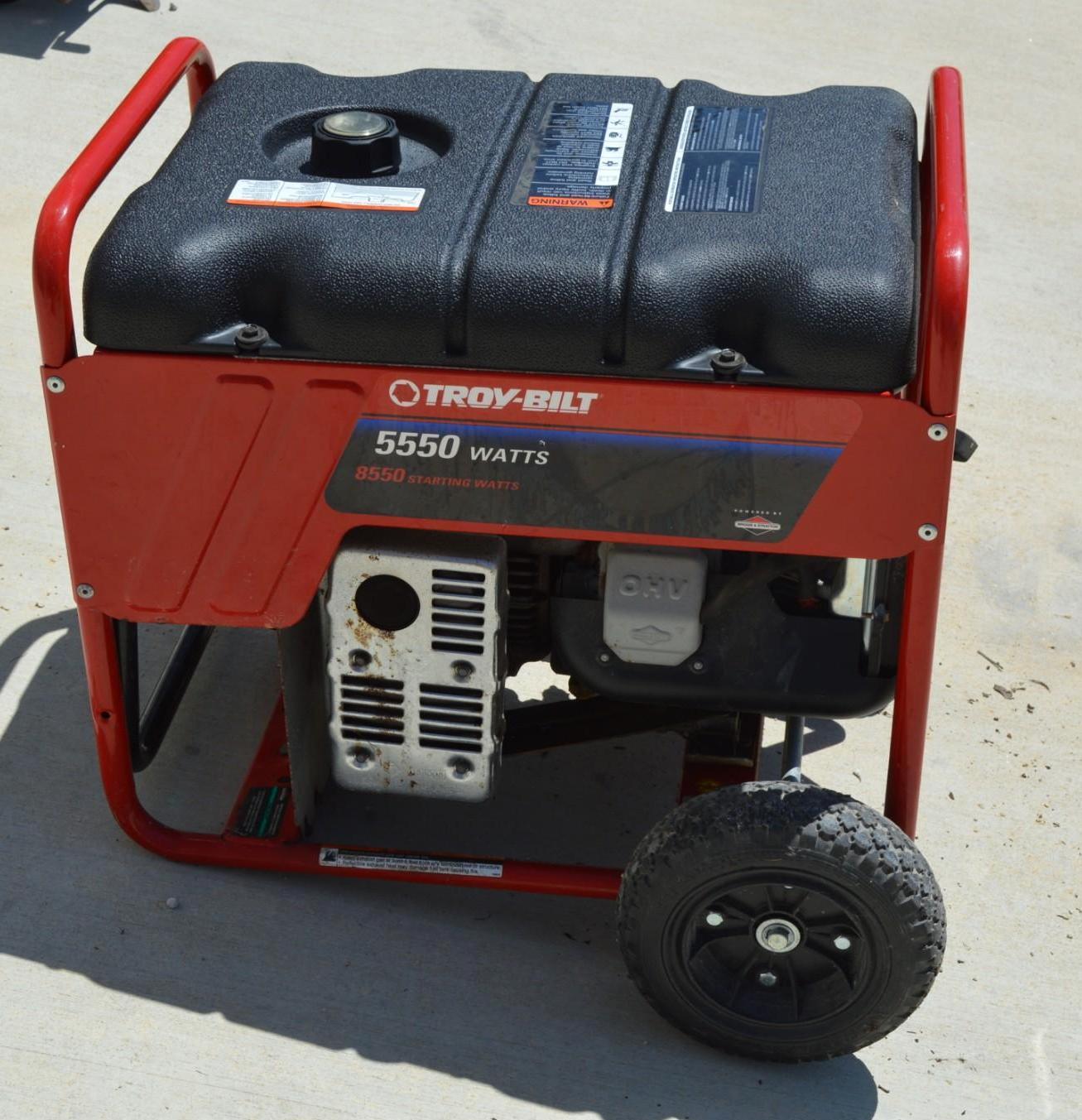 Troy-bilt 550w Generator with 10hp Briggs & Stratton Motor