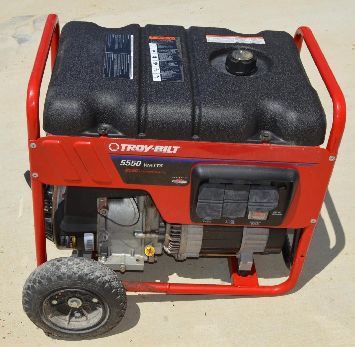 Troy-bilt 550w Generator with 10hp Briggs & Stratton Motor