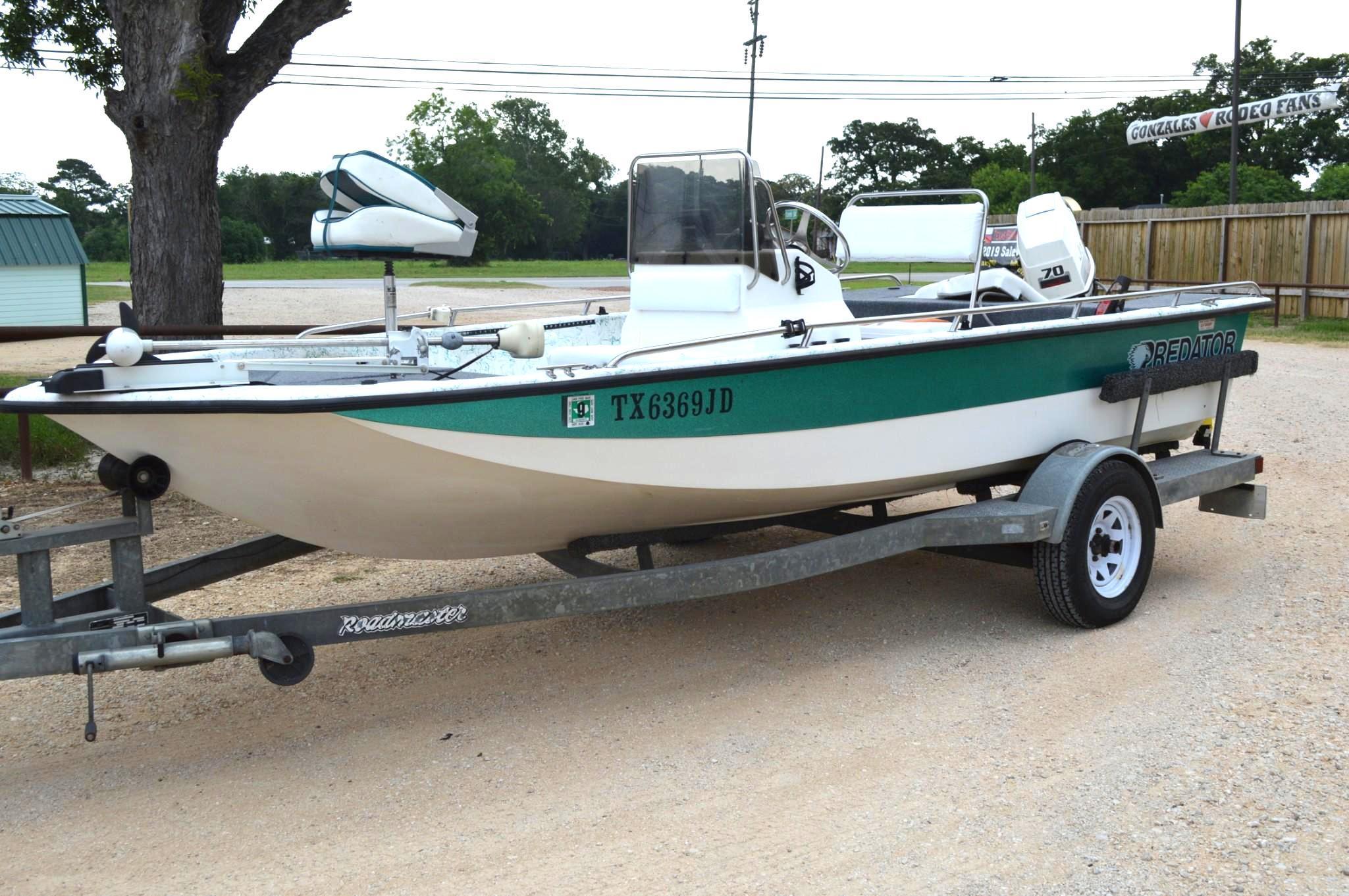 1998 Predator 17' Bay Boat & 1997 Johnson 70 hp motor *Hook-5 GPS/Sonar, Motor Guide Trolling Motor*