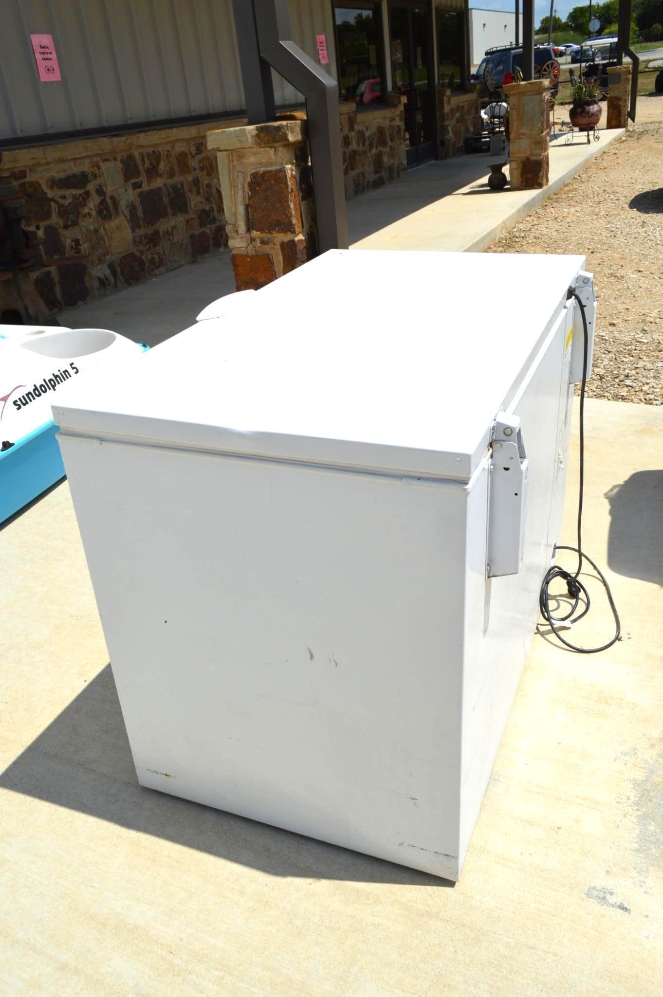 Frigidaire Gallery Chest Freezer