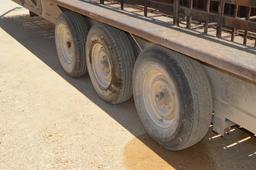 1993 - 32' Anderson Livestock / Cattle Gooseneck Trailer w/ Three Dividing Gates