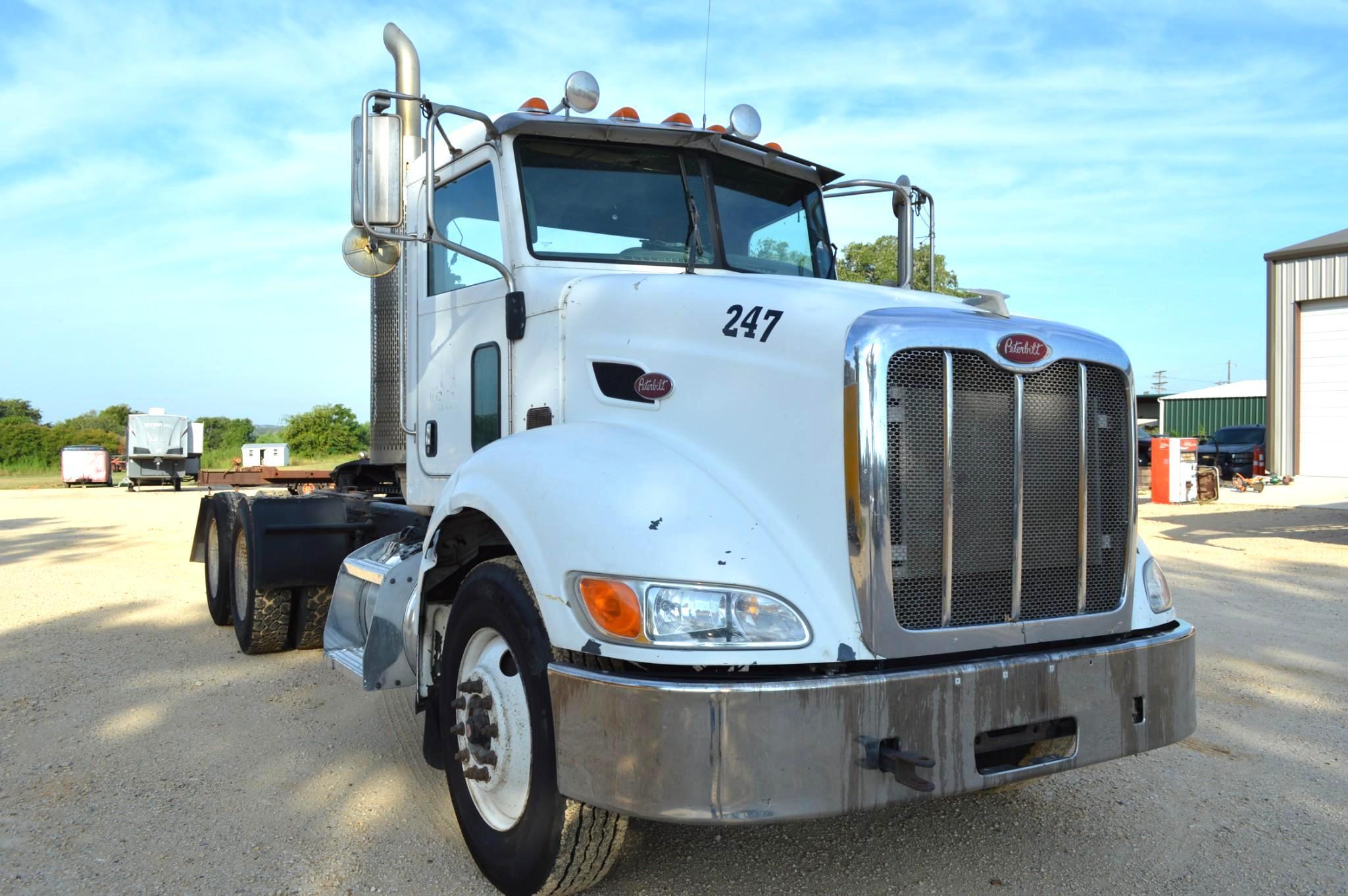 2009 Peterbilt 384 Day Cab, 6x4 Diesel, 10.8L, L6, Manual Transmission