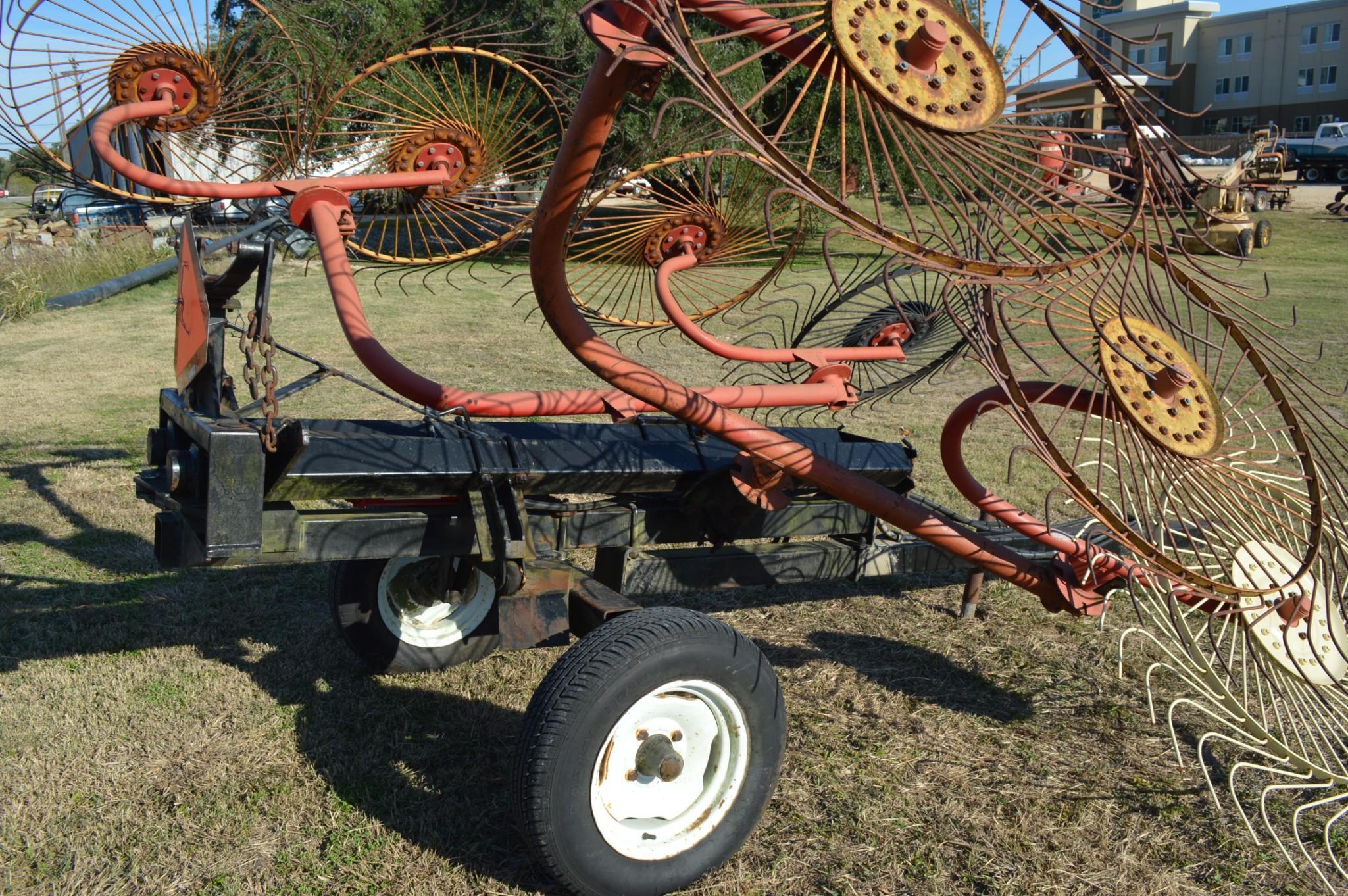 SMV Industries 8-Disc Hay Rake