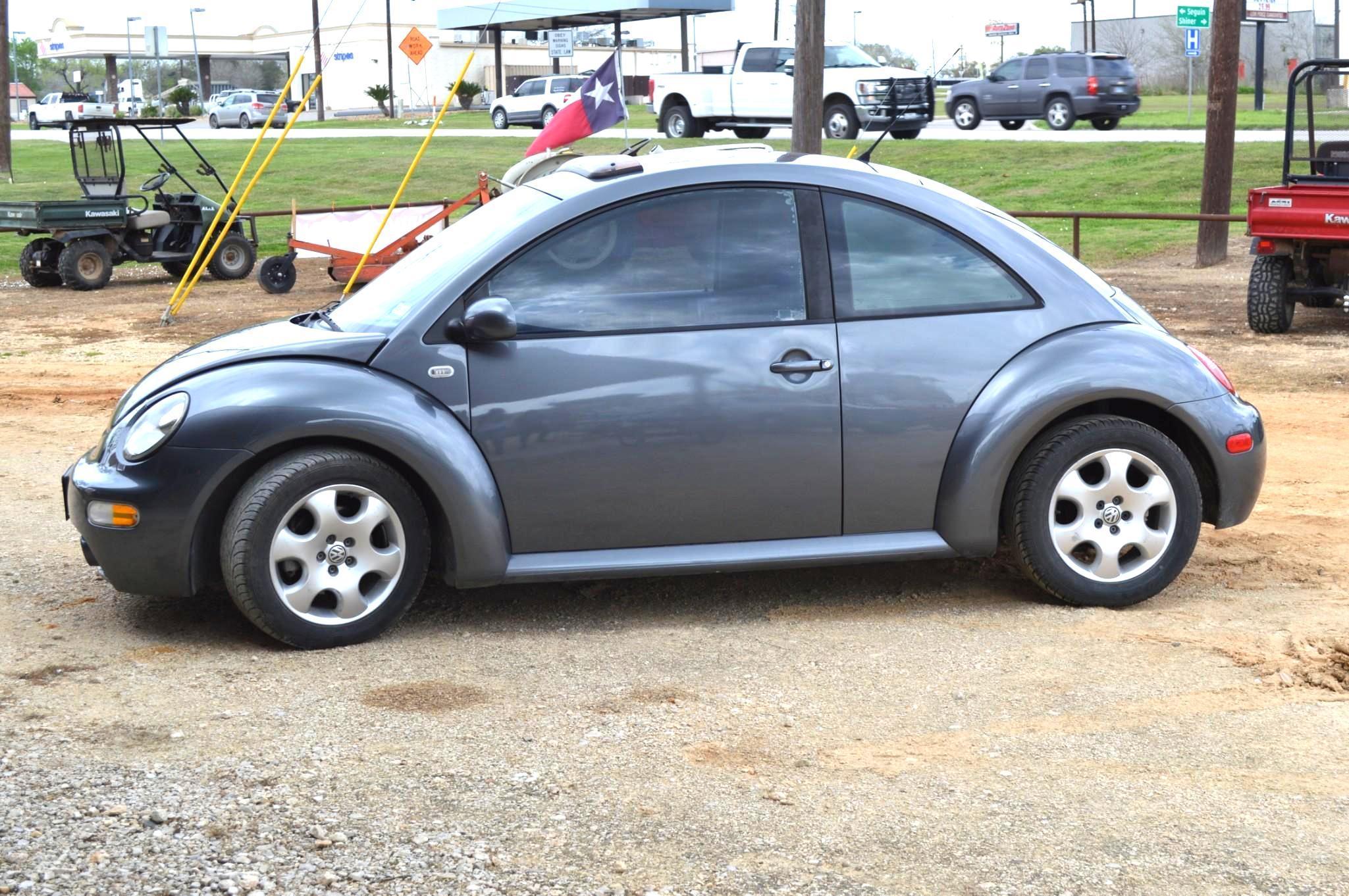 2003 Volkswagen Beetle 2 Door, 5 spd. manual trans, FWD, Gasoline