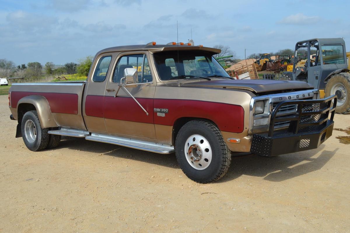 1992 Dodge D350 12 Valve Cummins Turbo Diesel RWD Straight 6 L6 5.9L Automatic 250hp