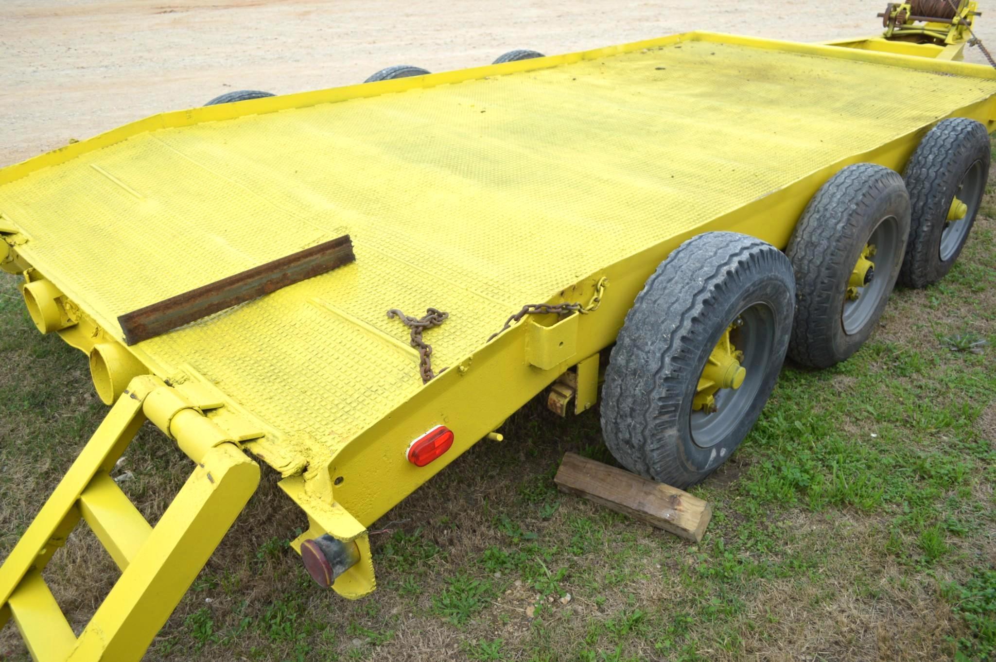 16' 3-Axle Equipment/Utility Trailer with ramps