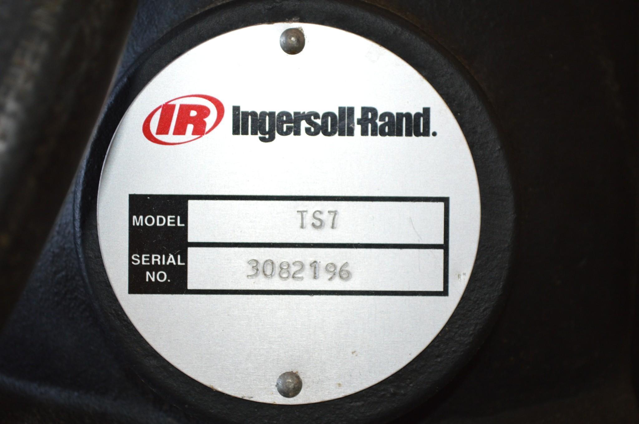 Ingersoll 30 gallon Air Compressor